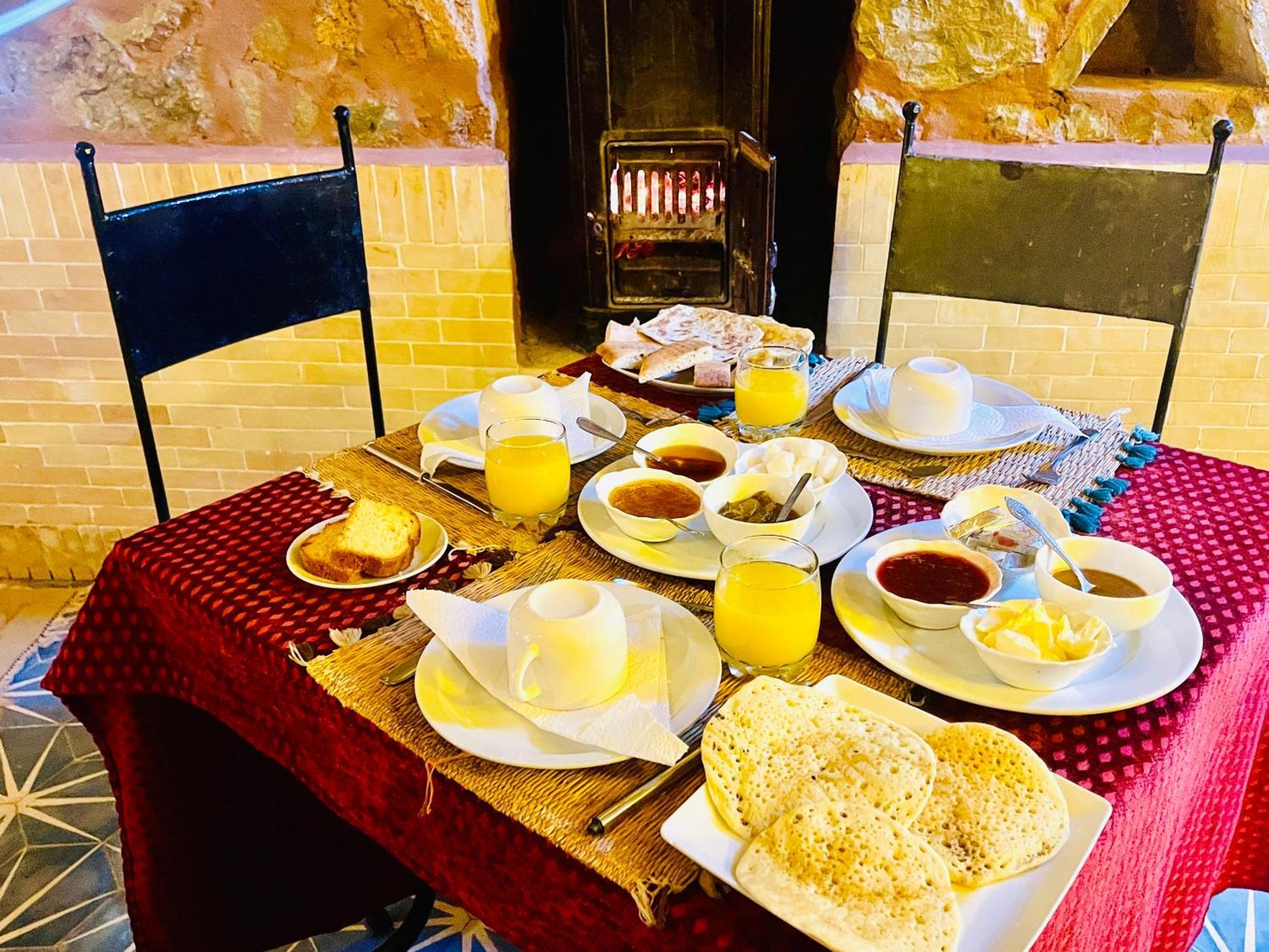 Auberge La Fibule Du Dades Aït Idaïr Kültér fotó